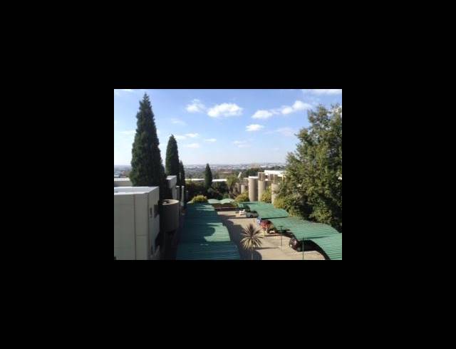 1 BEDROOM TOWNHOUSE FOR SALE IN MORNINGSIDE